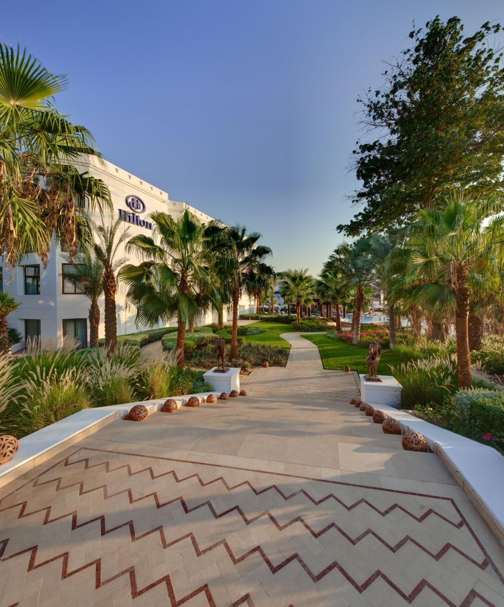 Hilton Luxor Resort & Spa Εξωτερικό φωτογραφία Hilton Al Habtoor City