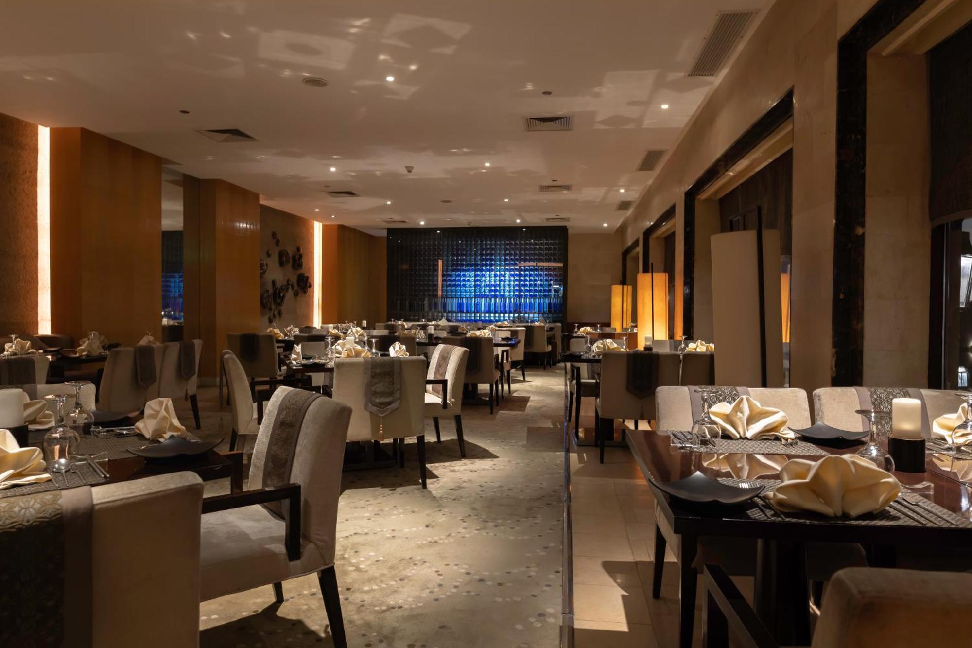 Hilton Luxor Resort & Spa Εξωτερικό φωτογραφία The interior of the restaurant
