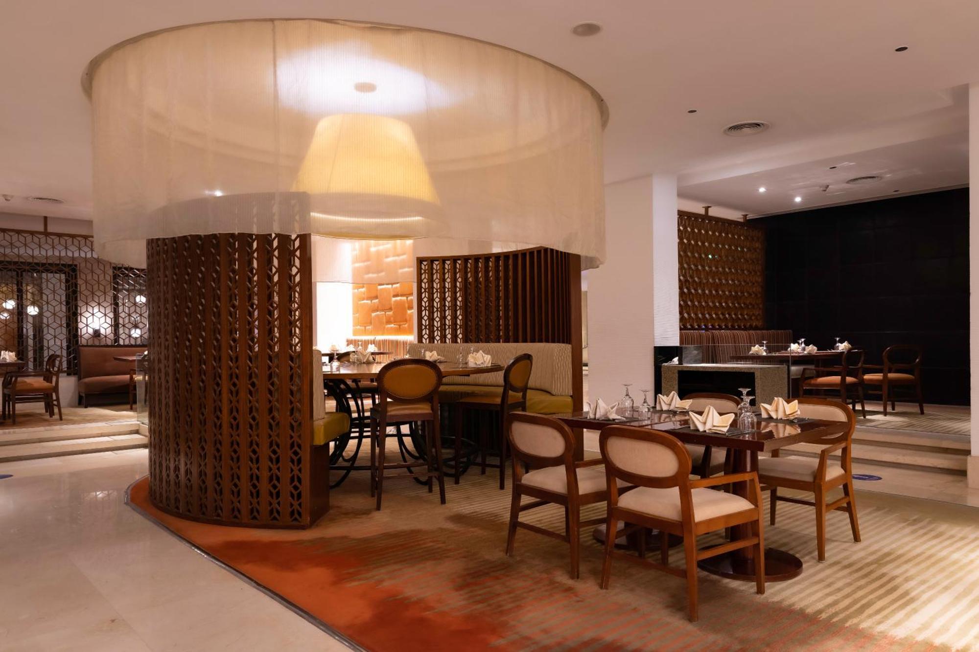 Hilton Luxor Resort & Spa Εξωτερικό φωτογραφία The restaurant